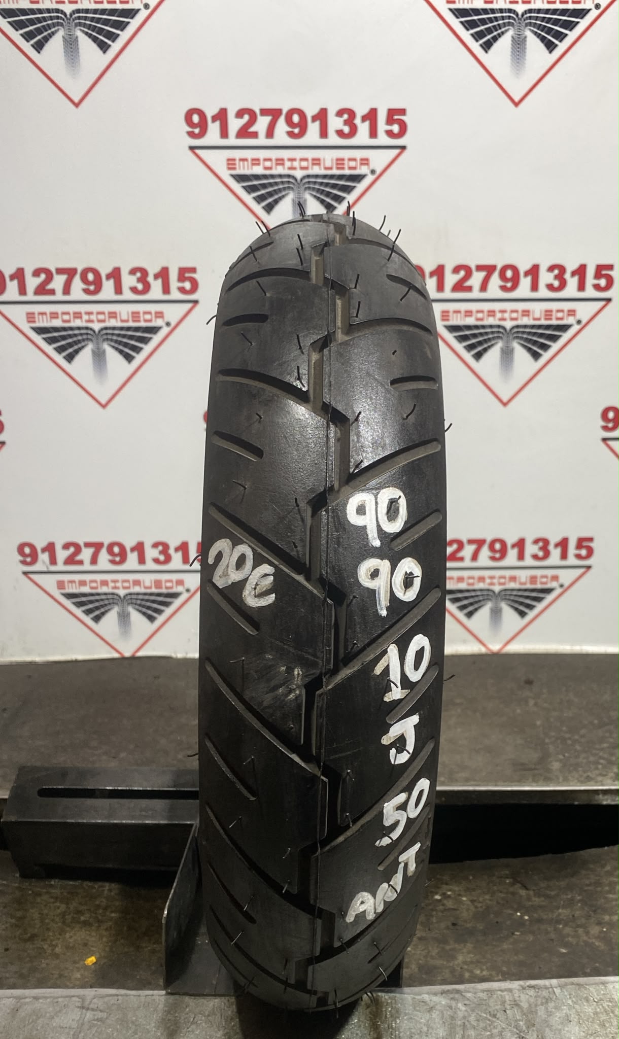 90/90 R10